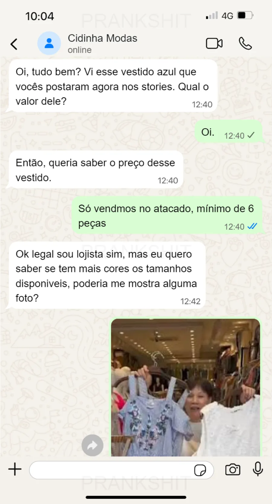 Conversa no WhatsApp antes do catálogo